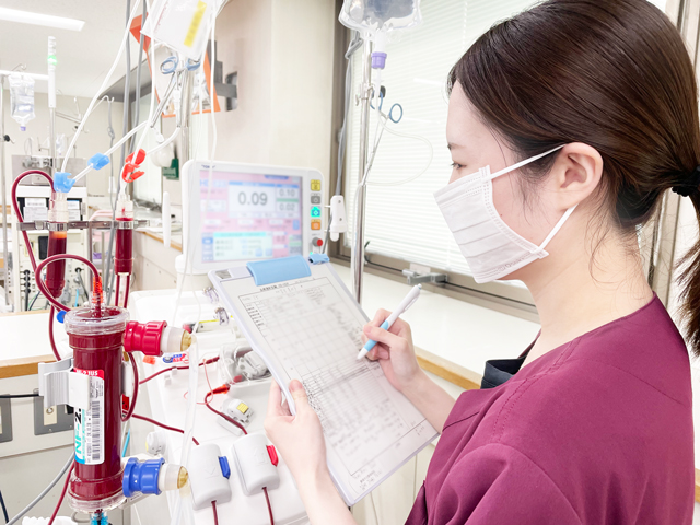 血液浄化センタ-